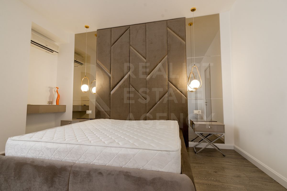 Chirie, apartament, 3 camere, str-la 31 August 1989, Centru - Poză 11