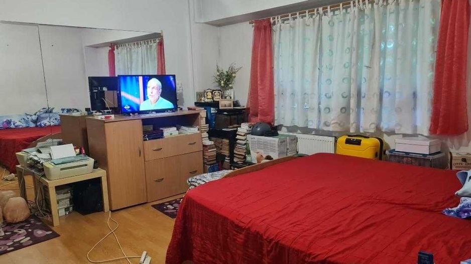 Vanzare Apartament 3 camere, 66 mp , parter, bloc reabilitat, Parcul Sebastian - Poză 1