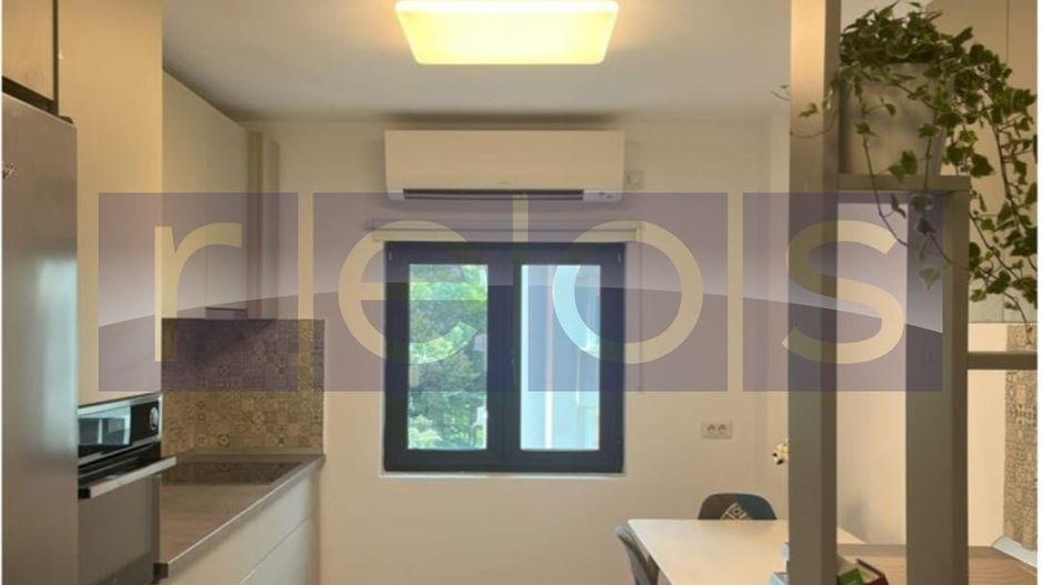 VANZARE - 4 - CAMERE - DECOMANDAT - AVIATIEI - Poză 4