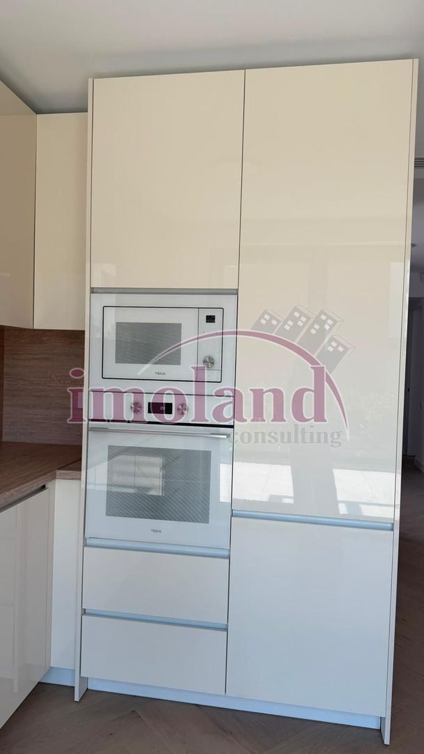 Marina Snagov - Vanzare - Vila NOUA - 5 camere - ponton la Lacul Snagov - Poză 11
