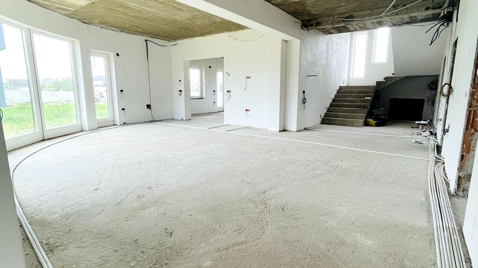 Casǎ de vânzare 7 camere P+E Sânmartin - Poză 2