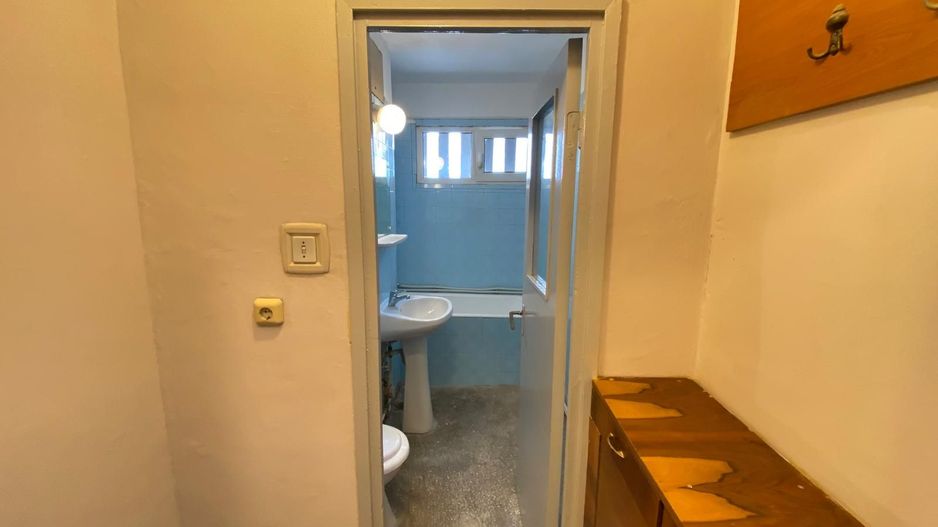 Apartamente 3 camere de vânzare Lugoj - Poză 5