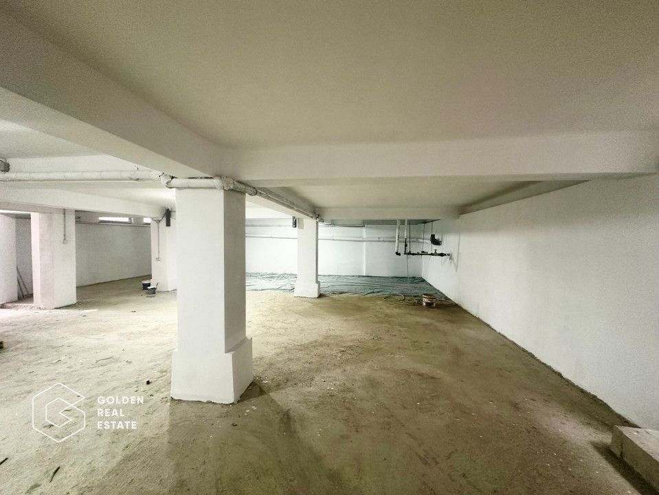 Cladire cu destinatie comerciala,800mp, D,P+2Etaje,locatie exceptionala - Poză 15