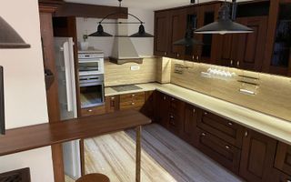 VILĂ ELEGANTĂ DE ÎNCHIRIAT | DOROBANȚI – CAPITALE | 238 MP - Poză 3