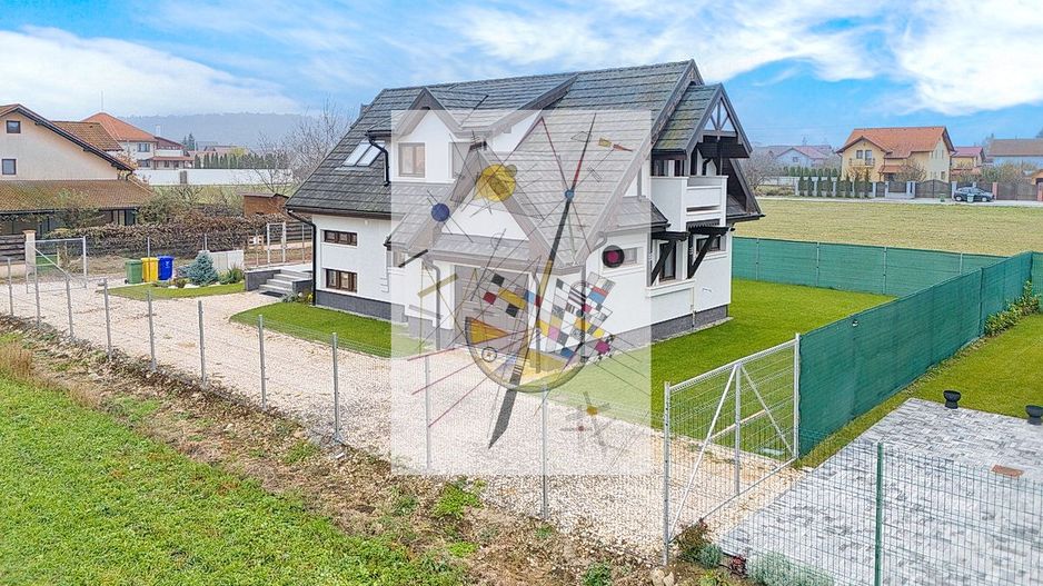 Proprietate Deosebita - Poză 13