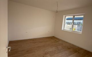 Bloc Nou. Gradina proprie de 103 mp si 2 locuri de parcare inscrise in CF. - Poză 6