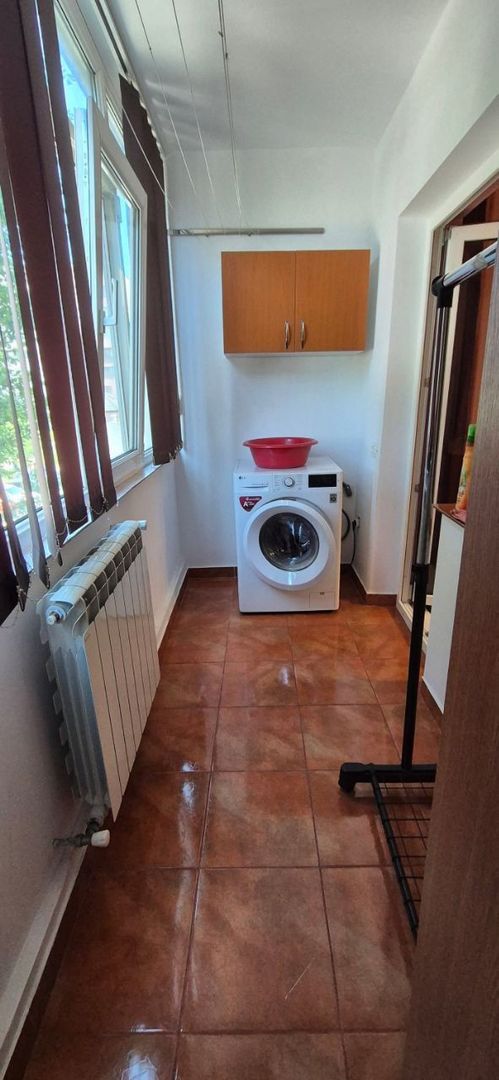 De vânzare apartament 2 camere – Constanța, (zona Casa de Cultură) - Poză 3