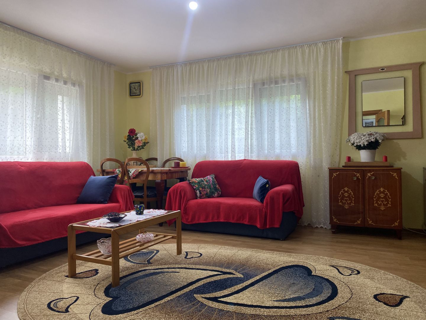 Oaza de liniste si verdeata! Vanzare casa cu 5 camere in Pucioasa - Poză 12