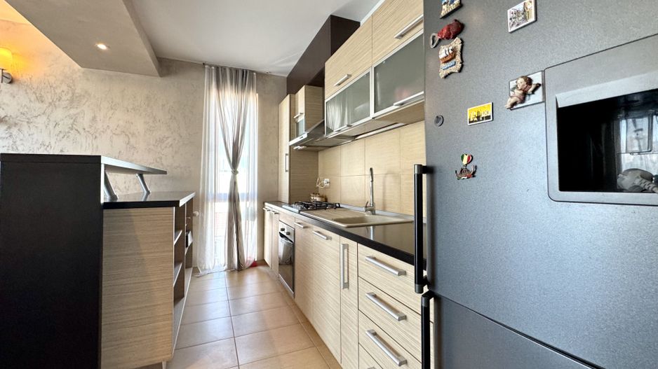 Apartament 2 camere, spațios si primitor, lângă pădure, zona Fropin - Poză 3