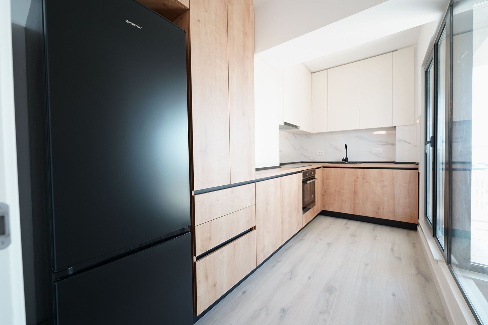 2camere + Parcare, Vedere Panoramica, Smart Lujerului - Poză 11