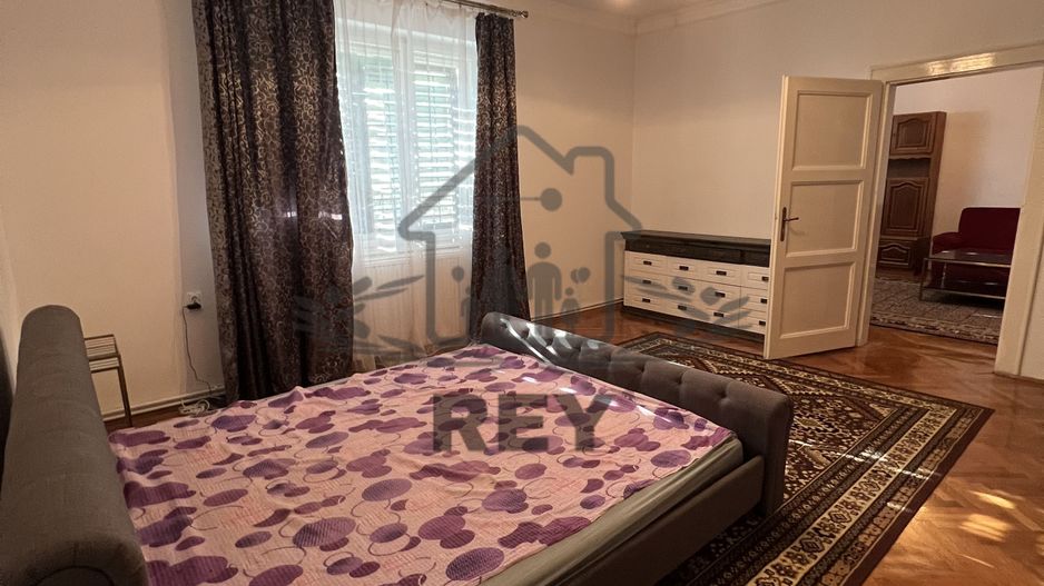 De Închiriat Apartament 3 camere pretabil 3 studenți sau o familie - Poză 3