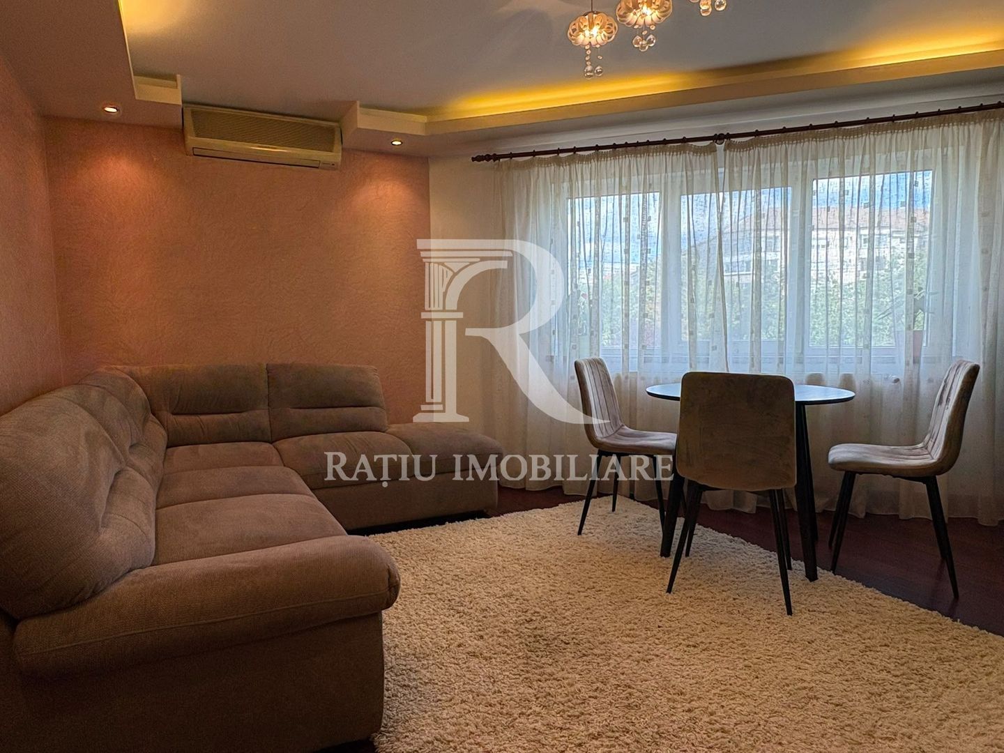 Apartament decomandat cu 3 camere | Etajul 1 | Oradea - Poză 1