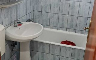 Libera garsoniera de vanzare in Iasi, bd Poitiers, decomandata - Poză 5