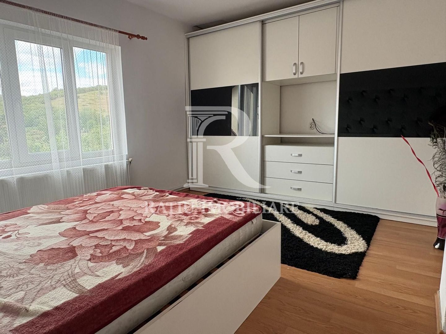 Casa cu 3 camere de inchiriat | Gheorghe Doja | Oradea - Poză 2