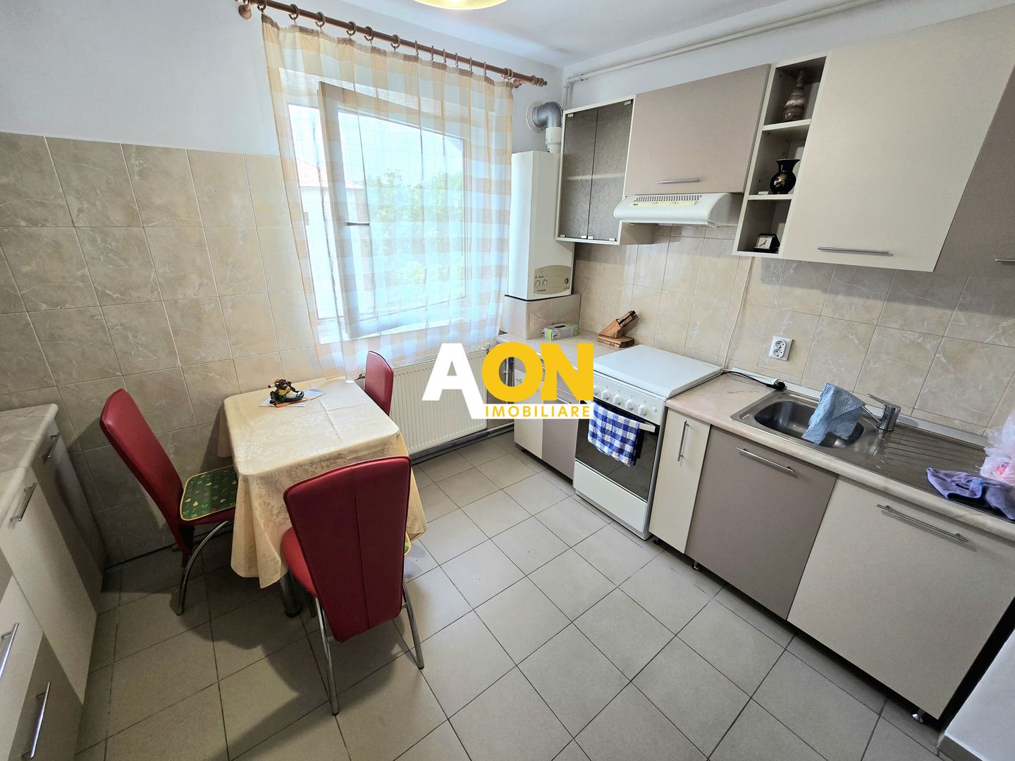 Apartament cu 3 Camere, Complet Mobilat, Zona Cloșca - Cetate - Poză 7