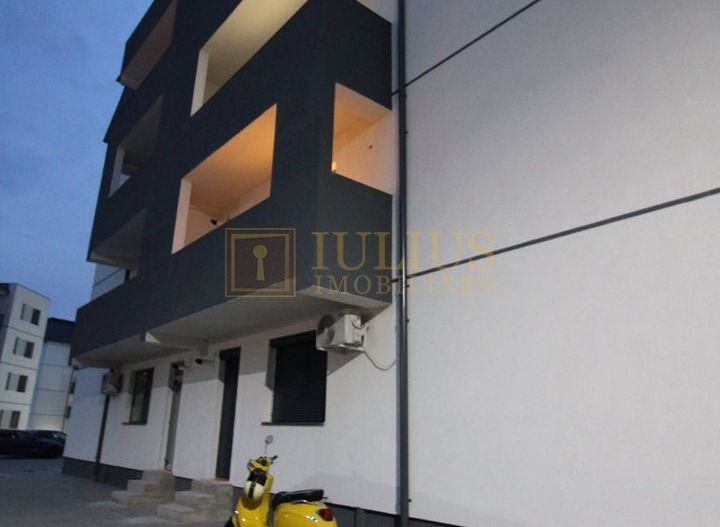 La parter, centrala proprie, incalzire in pardoseala. - Poză 13