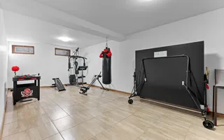 DE VANZARE  Vila 9 camere Colentina - Poză 45