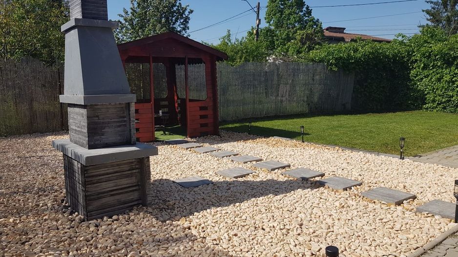 Vila pe parter 4 camere, curte generoasa / Tunari - Poză 7