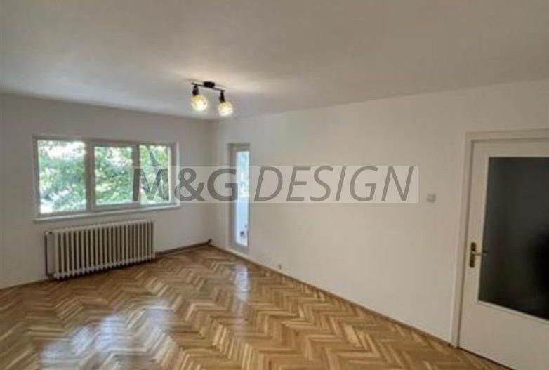Apartament 3 camere etaj 1 cu Garaj - Poză 1