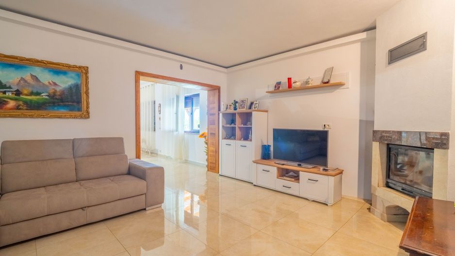 Vanzare Casa Noua Independenta Energetic în Stil Italian – Paulis - Poză 14