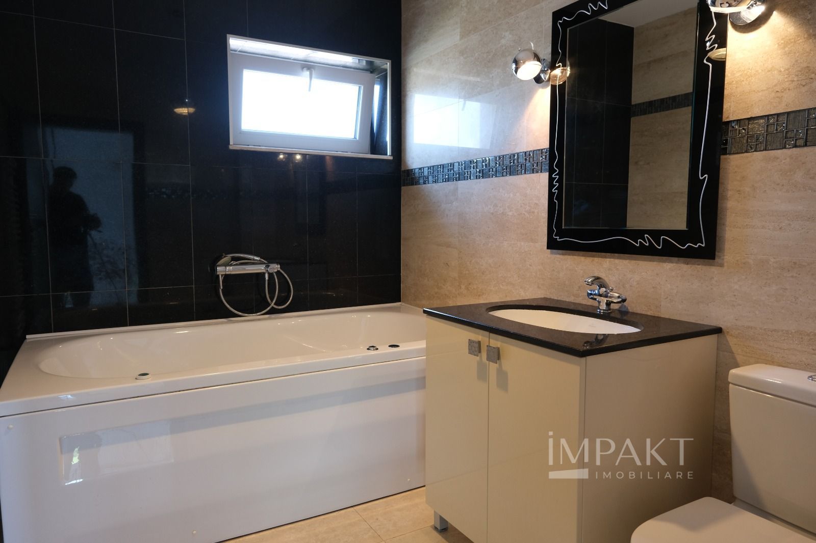 Casa individuala de vanzare, superfinisata, cartier Borhanci! - Poză 21