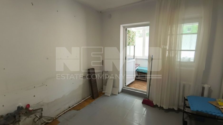 Apartament 3 camere, Obcini, parter, ideal birouri/cabinete - Poză 5