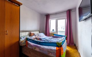 Apartament cu 3 camere în Micalaca. - Poză 2