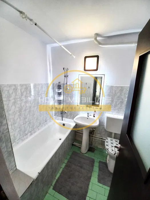 Apartament de inchiriat cu 2 camere Decomandat / Etajul 1/ 70mp/ zona Pacurari - Poză 7