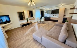 Apartament superb cu 2 camere, renovat , view panoramic, zona Dennver! - Poză 2