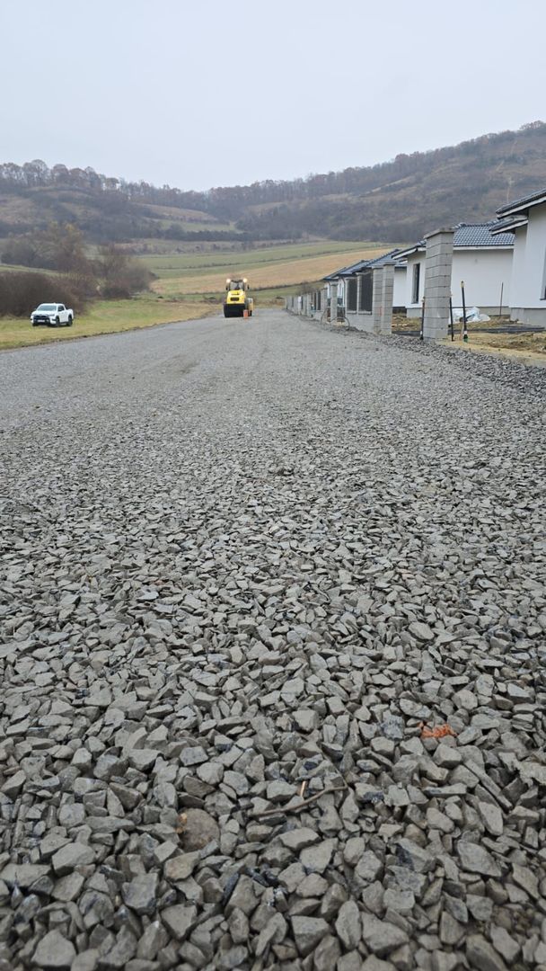 Casă la cheie pe 1 nivel 4cam. 2 bai,1 dresing 650 mp. teren - Poză 10
