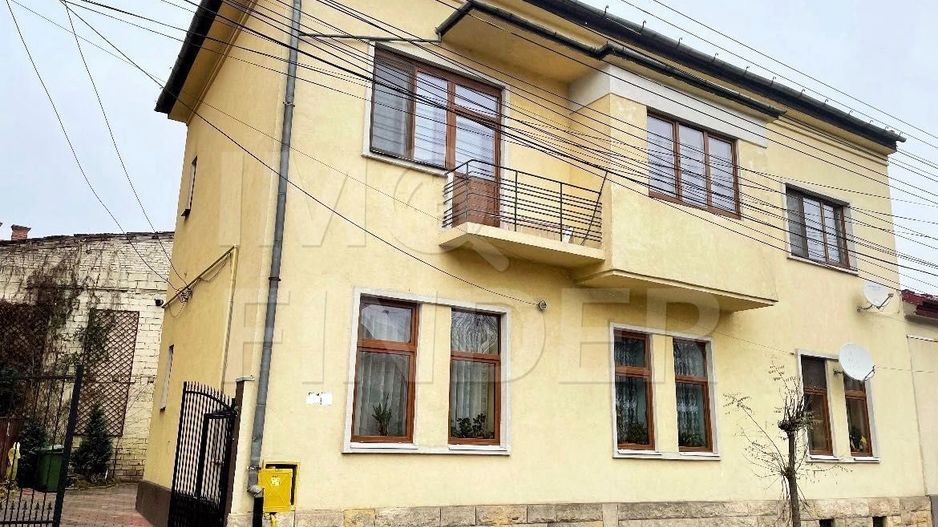 Apartament 3 camere-90 mp Ultracentral Cluj, in vila - Poză 1