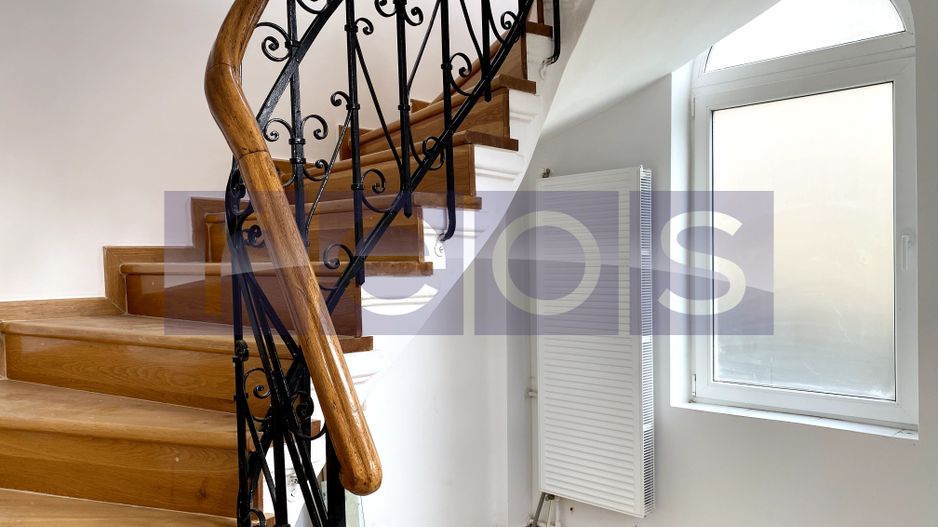 VILA RENOVATA | 3 CAMERE | GRADINA SI TERASA | 200 MP | COTROCENI - Poză 26