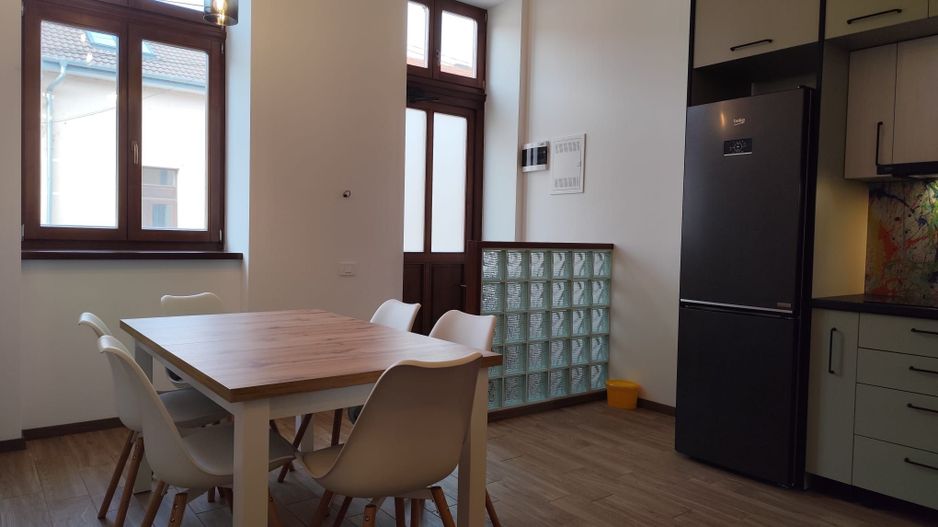 Vanzare | proprietate ultracentrala | studio + ap.2 camere | Oradea - Poză 11