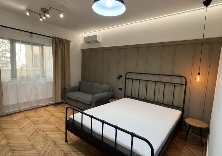 Garsoniera centrala renovata, Pache Protopopescu, PRO TV - Poză 1