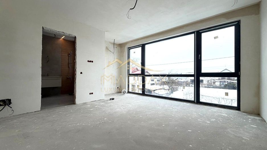 Vila moderna 6 camere // 190mp // teren 300mp // Tunari - Poză 10