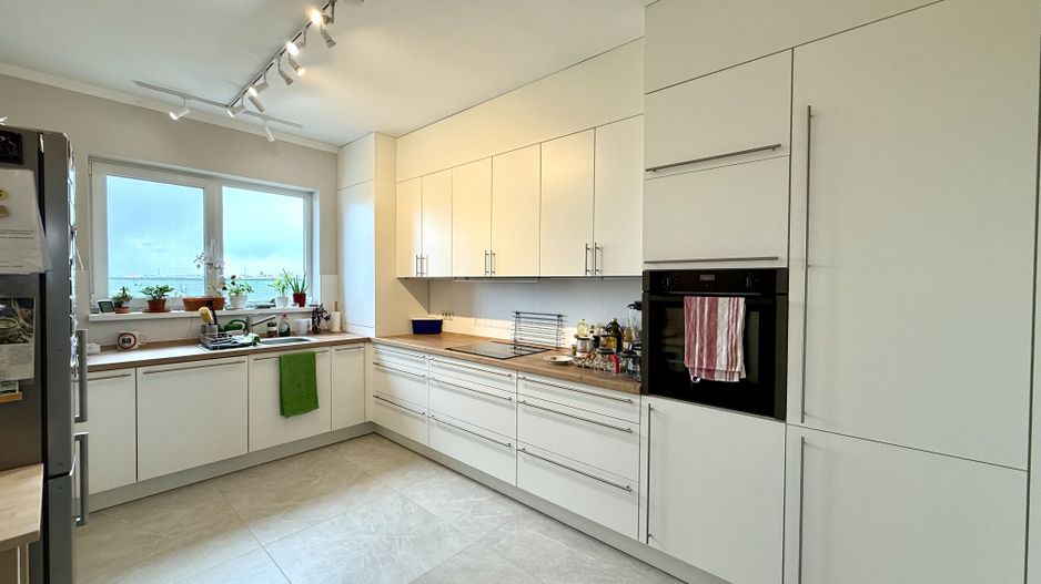 CASA SPATIOASA - Poză 2