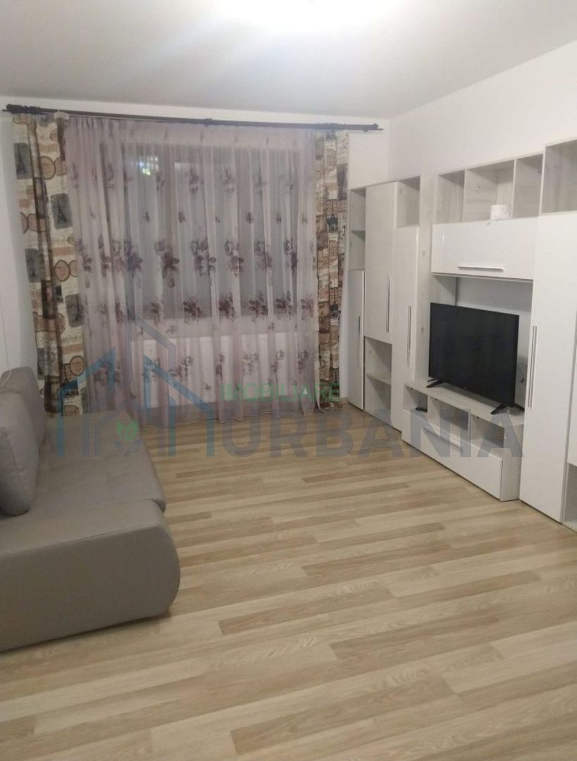 Apartament 2 camere, decomandat - Poză 1