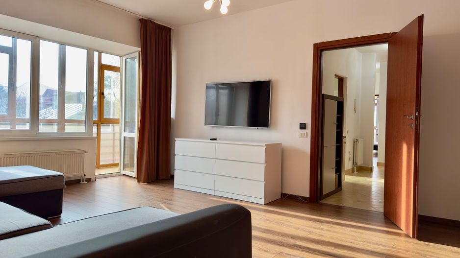 2 camere, bloc 2007, metrou Crangasi, parcare inclusa, centrala proprie - Poză 3