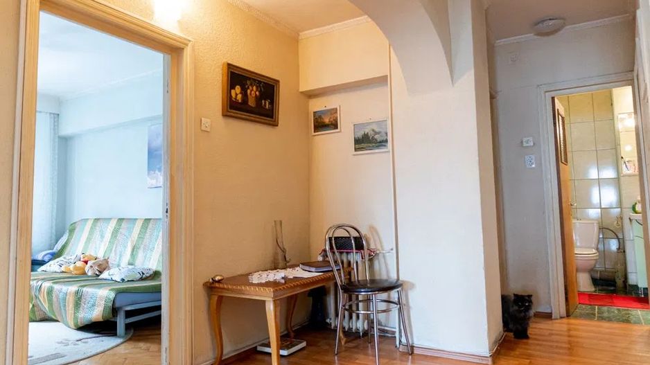 3 Camere Decebal - Poză 3