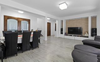 Comision 0% Vila superba in Sanpetru  5 camere si teren de 1644 mp - Poză 5