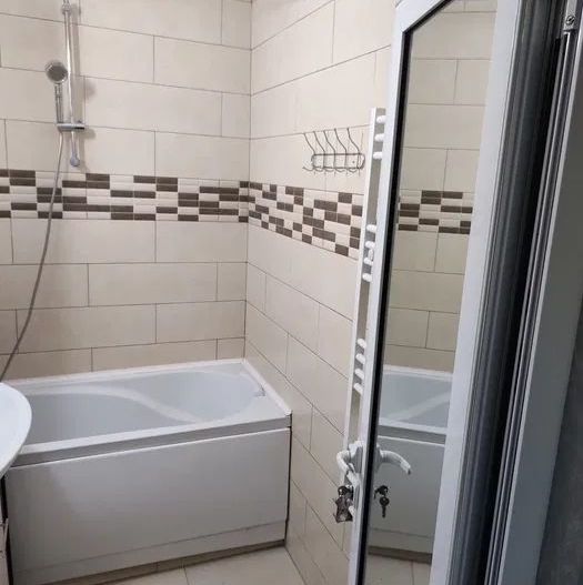 Apartament 3 camere, Micro17,etaj 3 la cheie - Poză 8