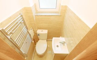 Ultracentral, apartament in casa, pretabil locuit si/sau birouri - Poză 9