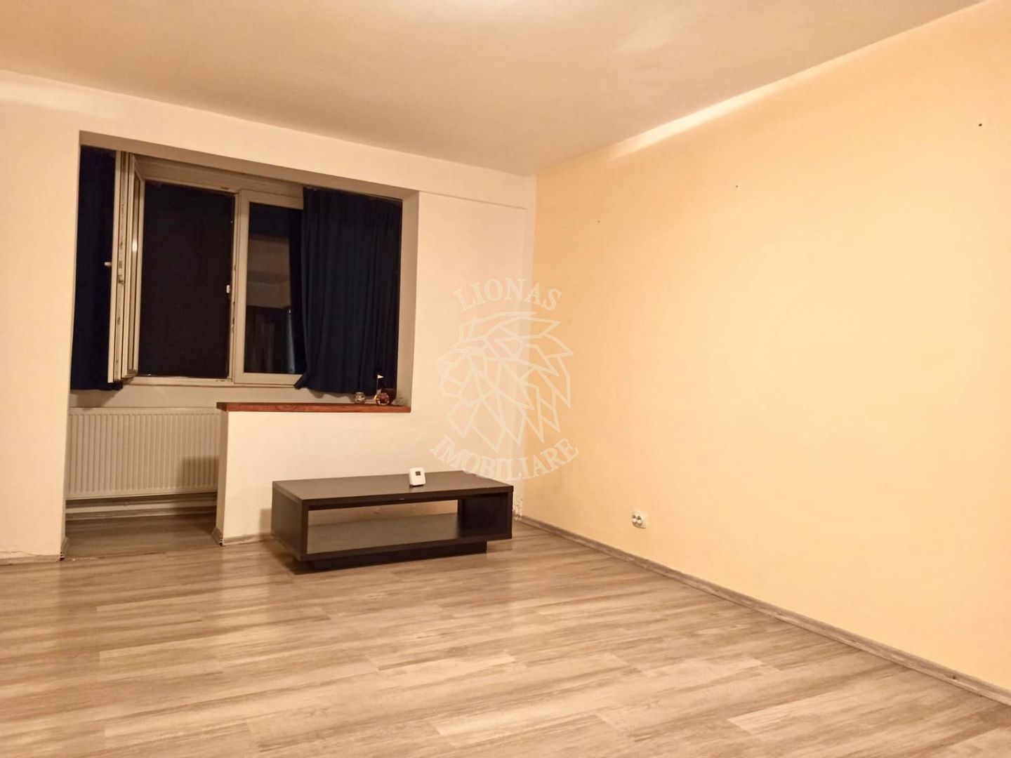 Apartament decomandat 3 camere 68 mp+balcon-parcare-Imparat Traian - Poză 2