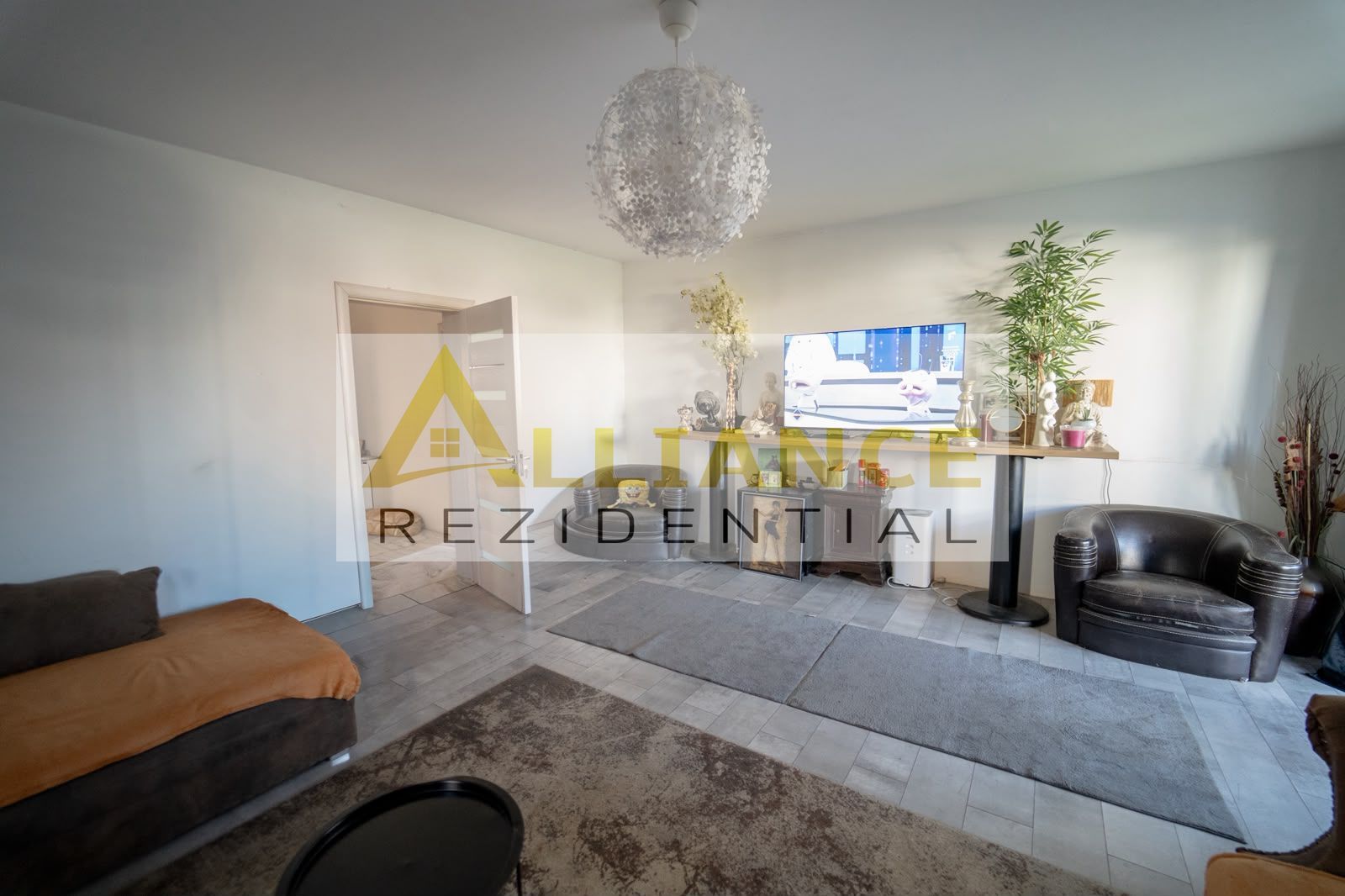 Casa individuala P+1E|| 5 camere 3 bai + 2 dressing uri || teren 436mp - Poză 12