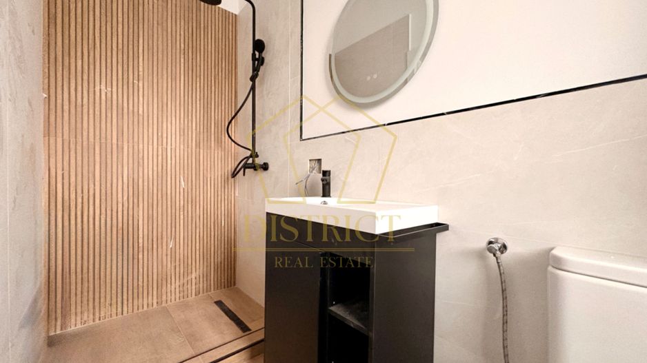 Duplex cu 4 camere, despărțit prin camera tehnica | Mosnita Veche - Poză 15