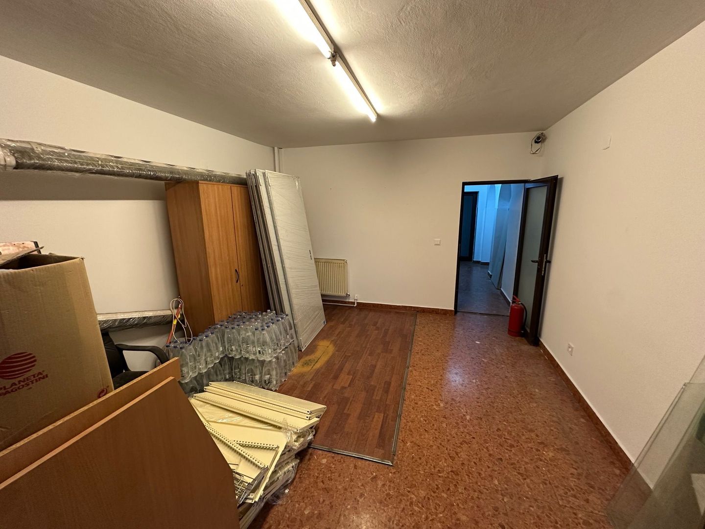 Cladire pretabila spațiu birouri/ clinica - Poză 20