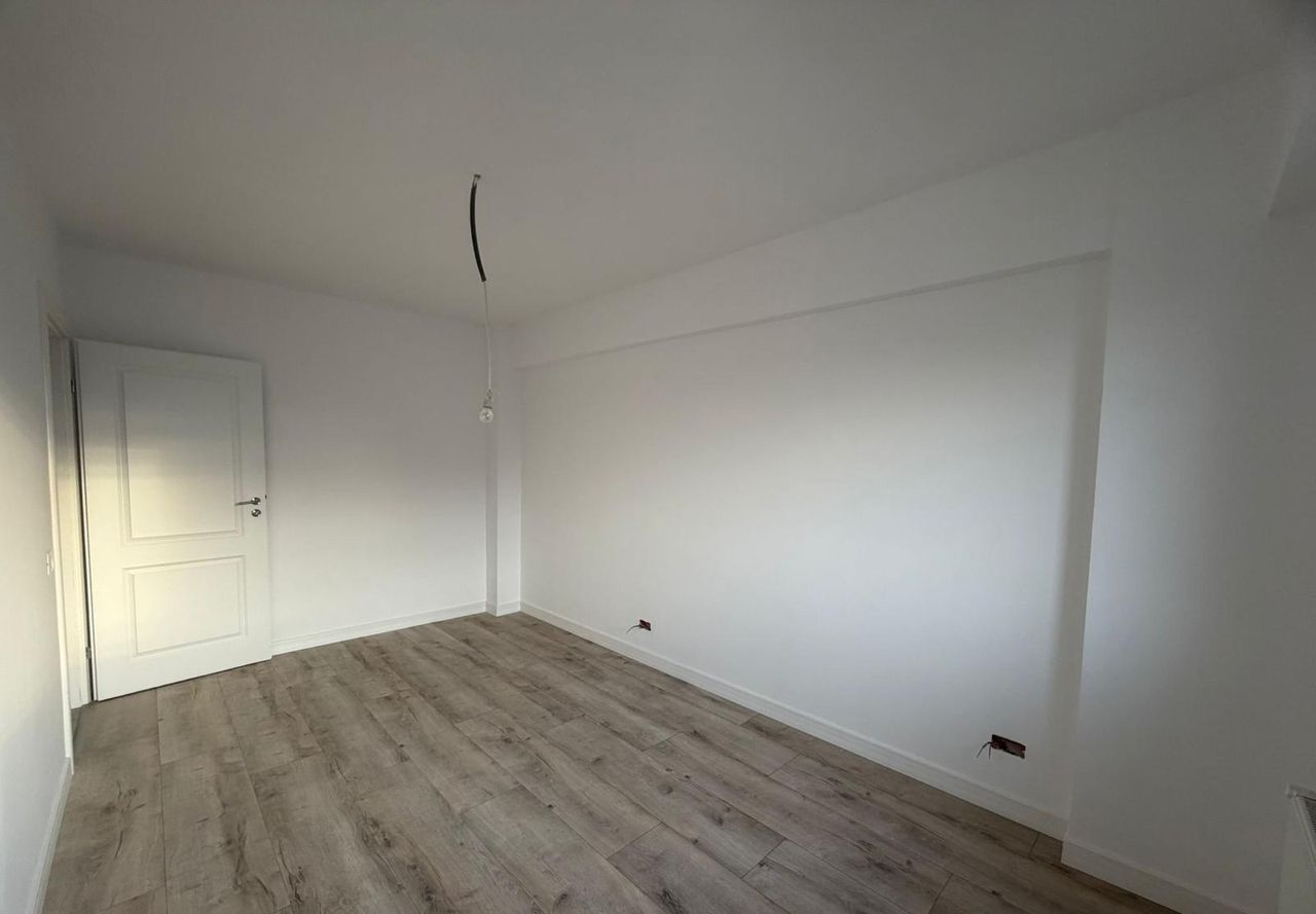 APARTAMENT MANSARDA BLOC NOU - Poză 6