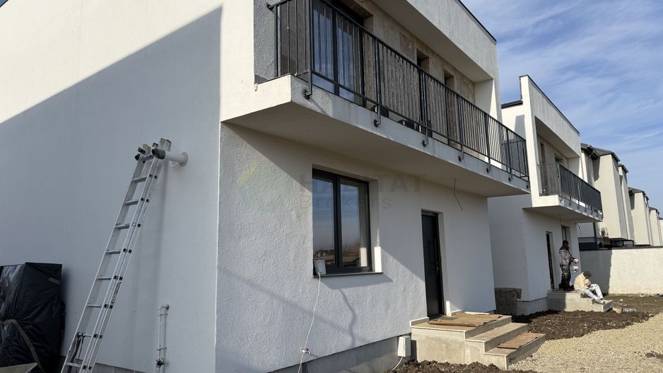 Vila individuala 5 camere Tunari Alexandru Ioan Cuza - Poză 19