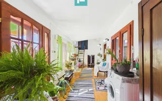Casă cu 6 camere pe teren de 2029 mp – Miniş - Poză 12