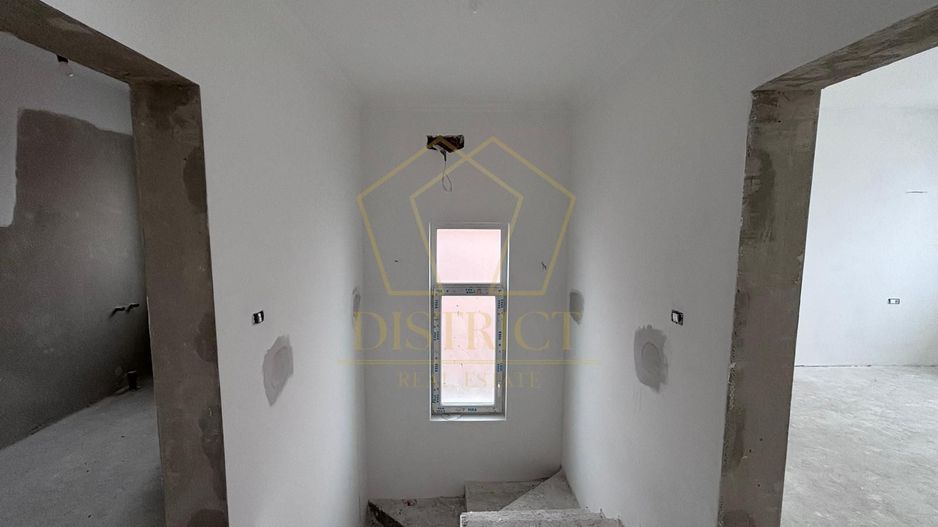 Duplex spatios cu 5 camere | Sacalaz - Poză 19